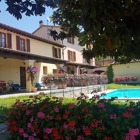 Residence Il Vigneto Lari Exterior photo