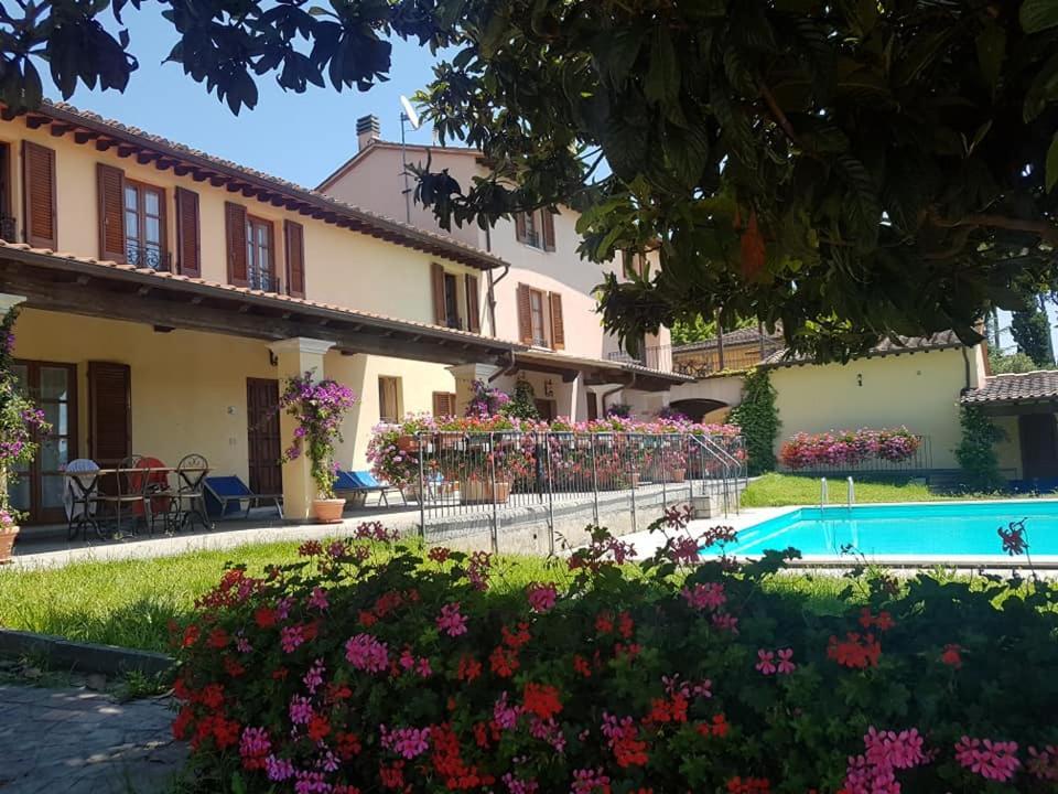 Residence Il Vigneto Lari Exterior photo