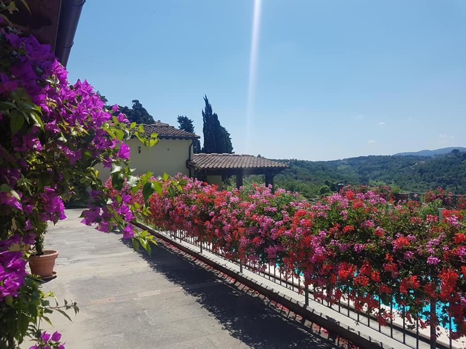 Residence Il Vigneto Lari Exterior photo