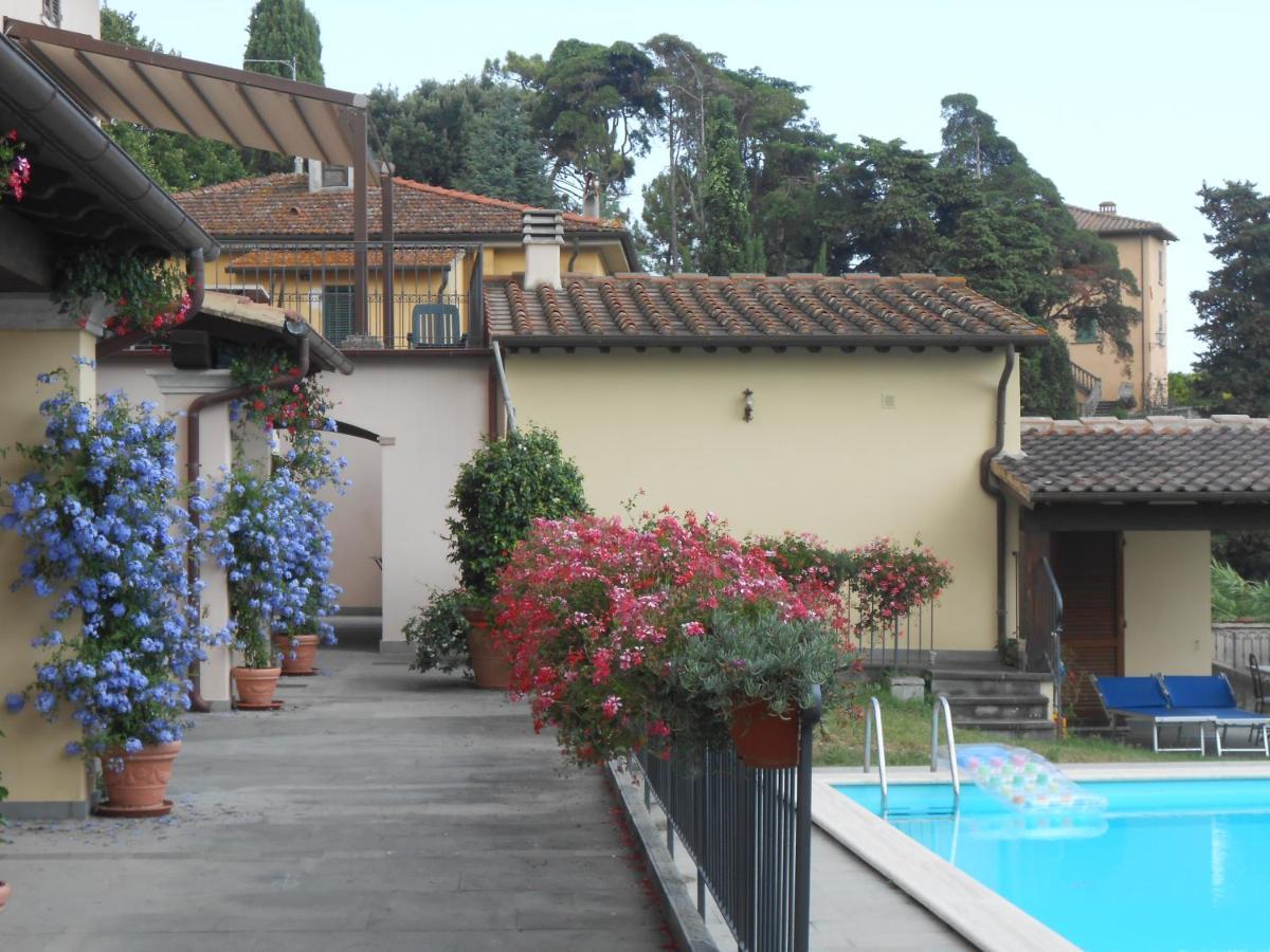 Residence Il Vigneto Lari Exterior photo